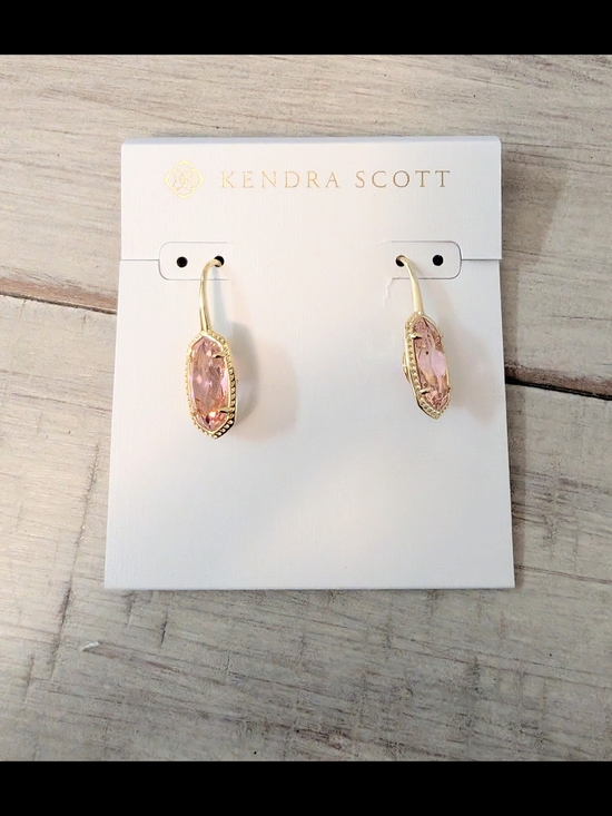 Kendra Scott Jewelry - Lee Luxe Gold Drop Earrings In Light Pink Cz